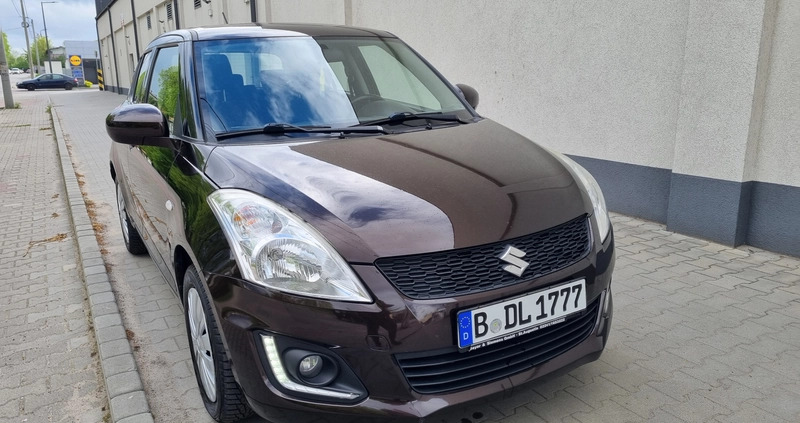 Suzuki Swift cena 29999 przebieg: 148000, rok produkcji 2014 z Zawiercie małe 667